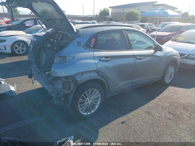 Hyundai Kona Sel 2018 KM8K62AA4JU158289 Image 4