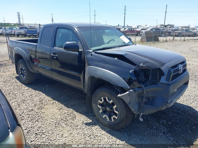 Toyota Tacoma 2015 5TFUX4EN8FX034986 головне зображення