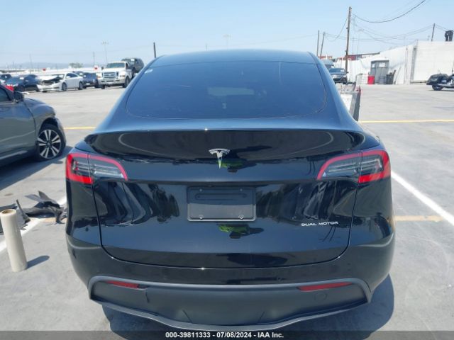5YJYGDEE2MF082072 Tesla Model Y Long Range Dual Motor All-wheel Drive