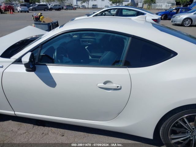 JF1ZNAA1XF8709833 Scion FR-S