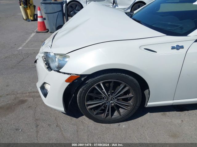JF1ZNAA1XF8709833 Scion FR-S