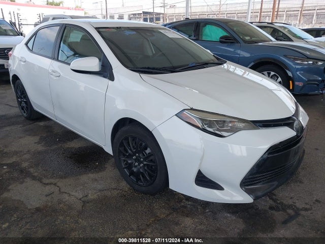 Toyota COROLLA LE 2019 5YFBURHE3KP870271 zdjęcie główne