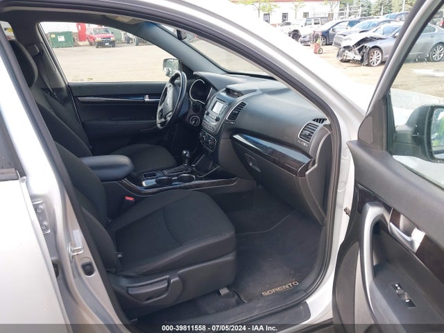 KIA SORENTO LX 2014 5XYKTCA66EG501917 Image 5