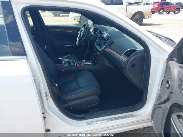2C3CCAPT5KH573313 Chrysler 300 300c