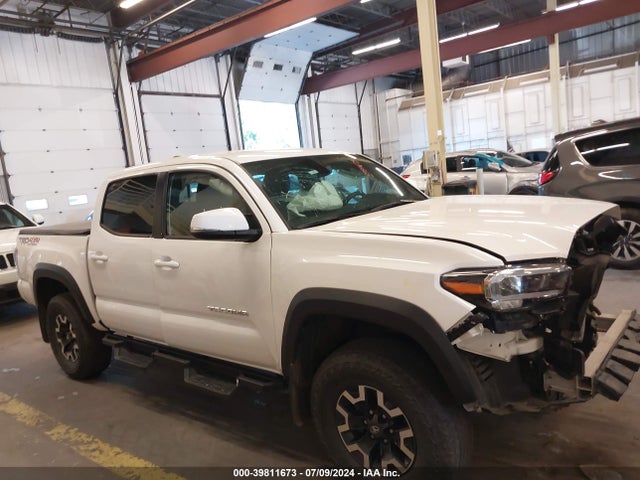 3TMCZ5AN5NM467624 Toyota Tacoma Trd Off Road