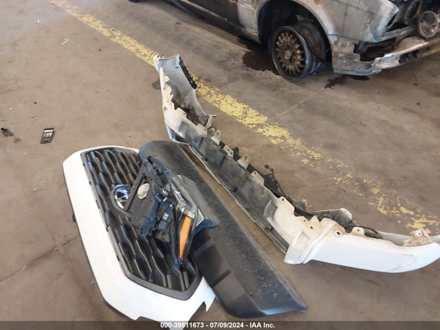 3TMCZ5AN5NM467624 Toyota Tacoma Trd Off Road
