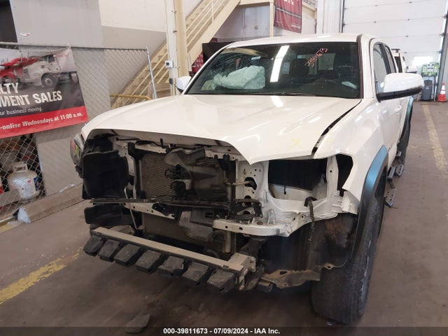 3TMCZ5AN5NM467624 Toyota Tacoma Trd Off Road