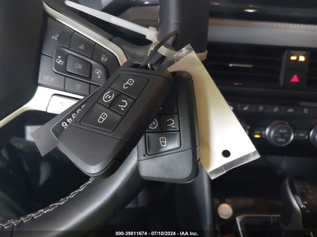3VVJX7B21NM023946 Volkswagen Taos 1.5t Sel