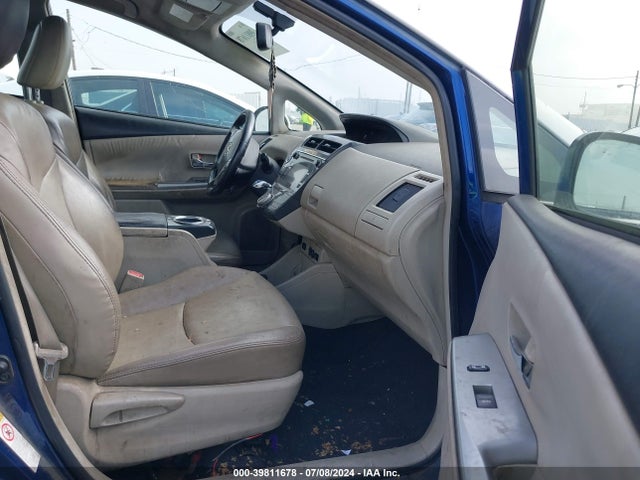 Toyota Prius V Four 2016 JTDZN3EU5GJ047423 Image 5