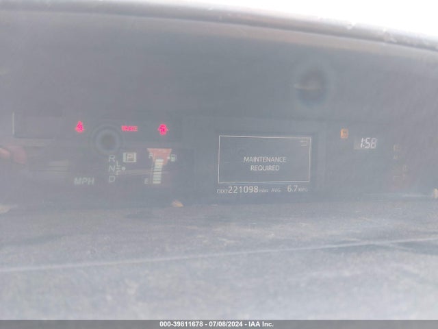 Toyota Prius V Four 2016 JTDZN3EU5GJ047423 Image 7