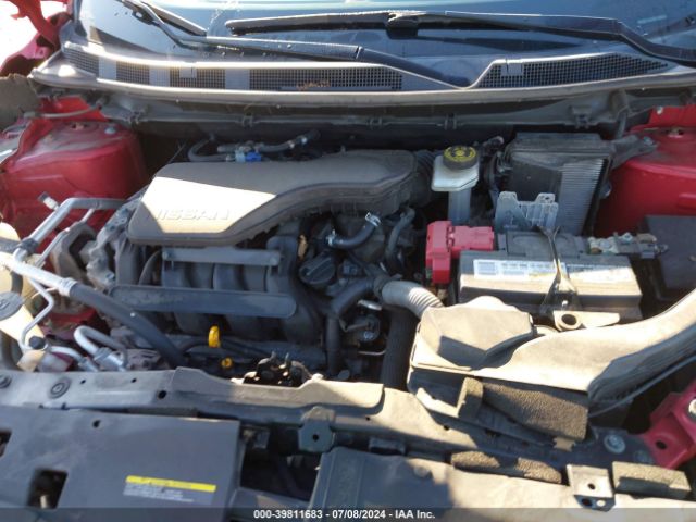 JN1BJ1CR8JW285585 Nissan Rogue Sport S