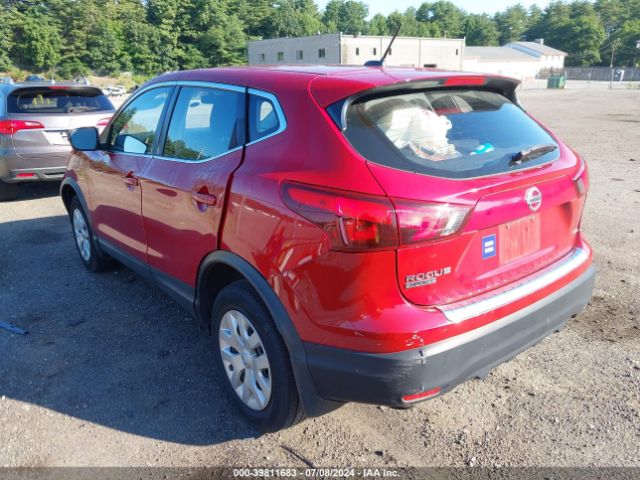 JN1BJ1CR8JW285585 Nissan Rogue Sport S