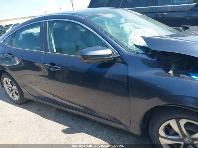 19XFC2F57GE226778 Honda Civic Lx