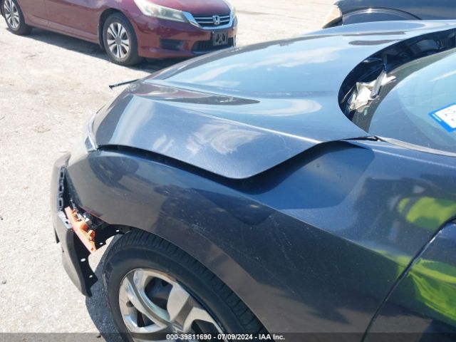 19XFC2F57GE226778 Honda Civic Lx