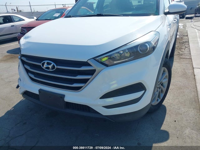 Hyundai TUCSON SE 2018 KM8J23A44JU817155 Image 12