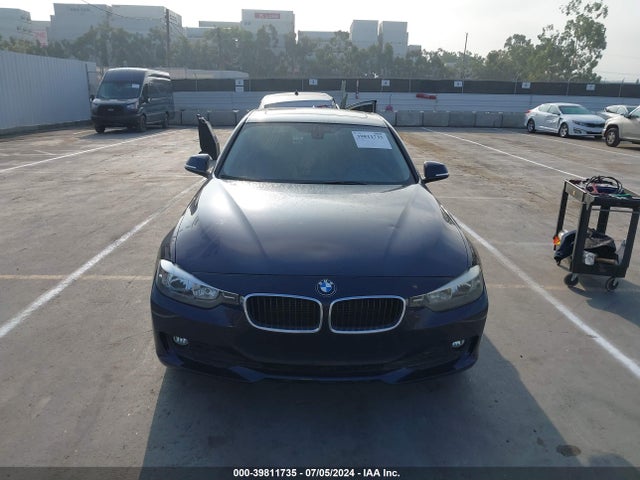 BMW 320i 2015 WBA3B1C59FP681485 Image 6