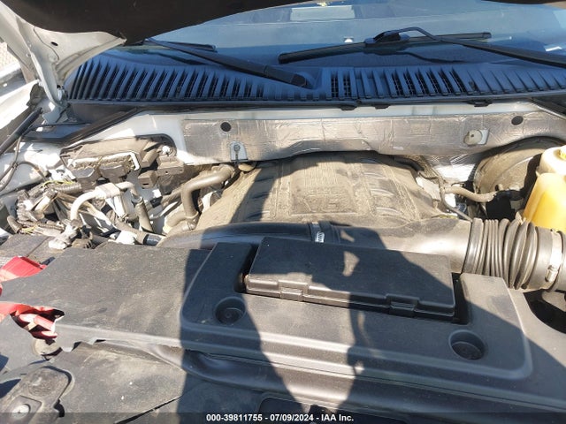 Ford Expedition Limited 2017 1FMJU1KT7HEA56386 Image 10