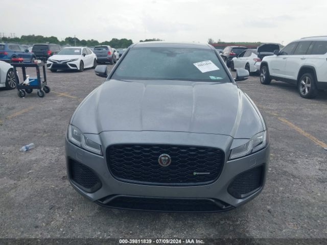 2022 JAGUAR XF SAJBL4GX9NCY91925 Photo 5