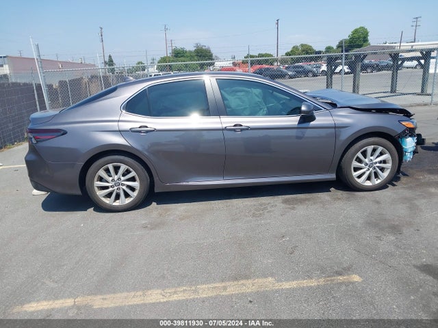 Toyota CAMRY LE 2024 4T1C11AK1RU191672 Image 13