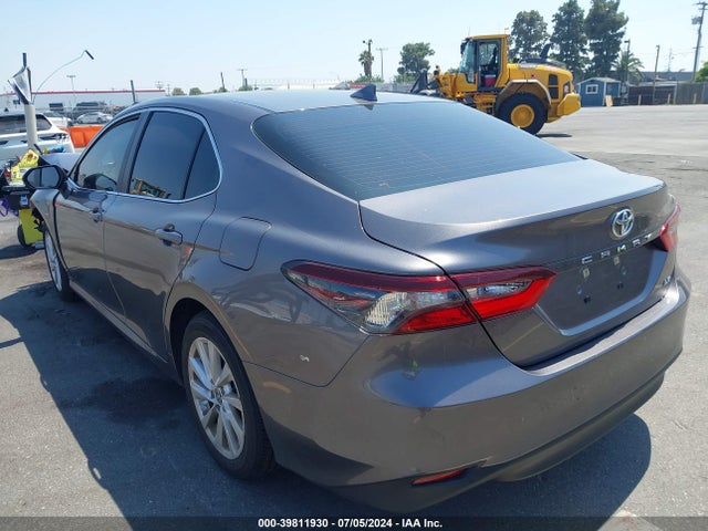 Toyota CAMRY LE 2024 4T1C11AK1RU191672 Image 3
