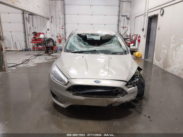 1FADP3K2XFL282626 Ford FOCUS SE