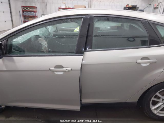 1FADP3K2XFL282626 Ford FOCUS SE