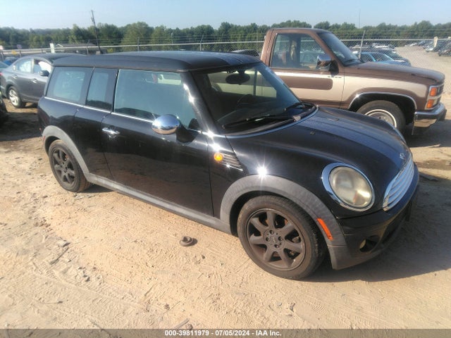 2009 MINI COOPER CLUBMAN WMWML33559TX50102 Photo 0