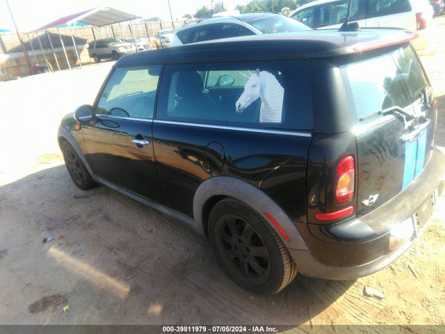 2009 MINI COOPER CLUBMAN WMWML33559TX50102 Photo 2