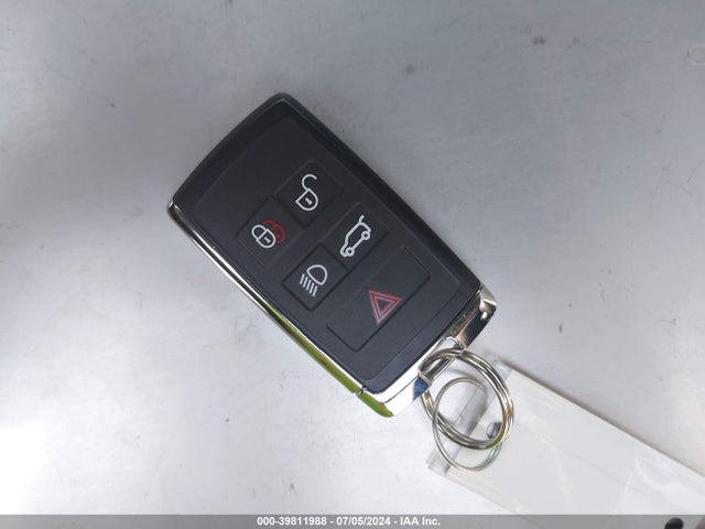 SALRT2EX2P2484115 Land Rover Discovery P300 S R-dynamic