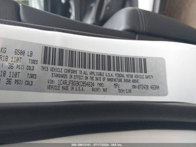 2019 JEEP GRAND CHEROKEE 1C4RJFBG9KC854634 Photo 8