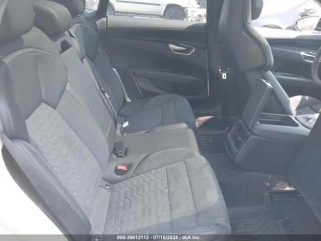 WAUCJBFW7N7001563 Audi E-tron Gt Premium Plus Quattro