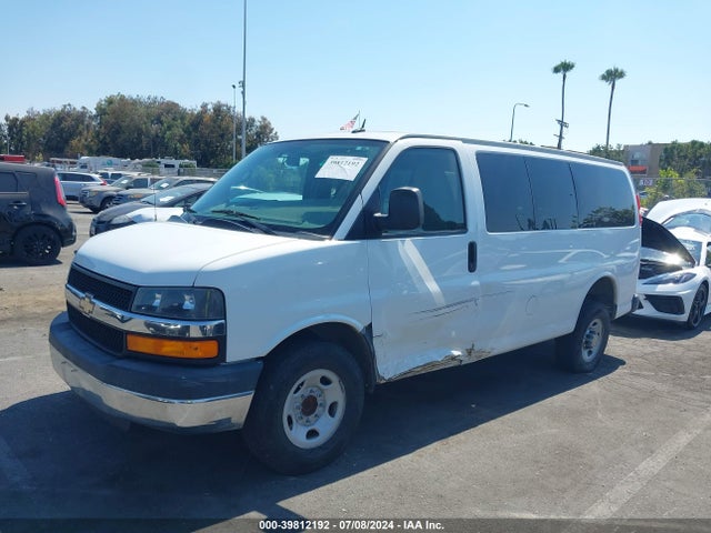 1GBWGRFF4F1188910 Chevrolet Express 2500 Lt