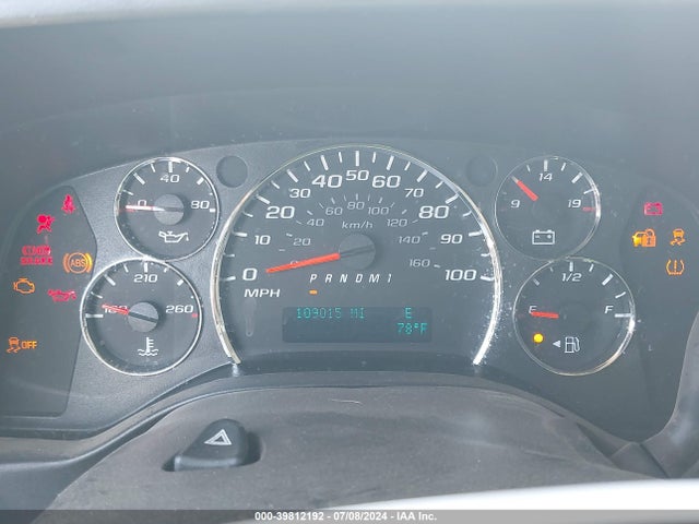 1GBWGRFF4F1188910 Chevrolet Express 2500 Lt