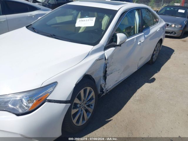 4T1BD1FK5HU220648 Toyota Camry Hybrid Xle