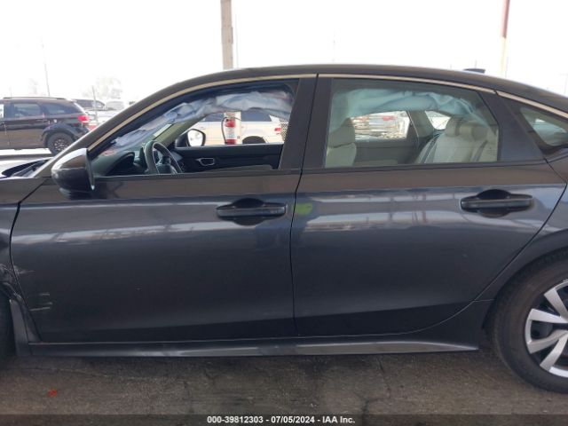 2HGFE2F26NH511135 Honda Civic Lx