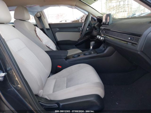 2HGFE2F26NH511135 Honda Civic Lx