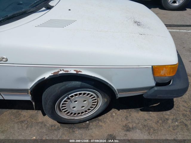 1982 SAAB 900 YS3AT44S9C1019846 Photo 5