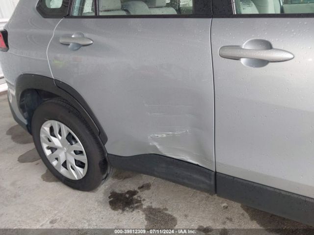 7MUAAAAG0PV058836 Toyota Corolla Cross L