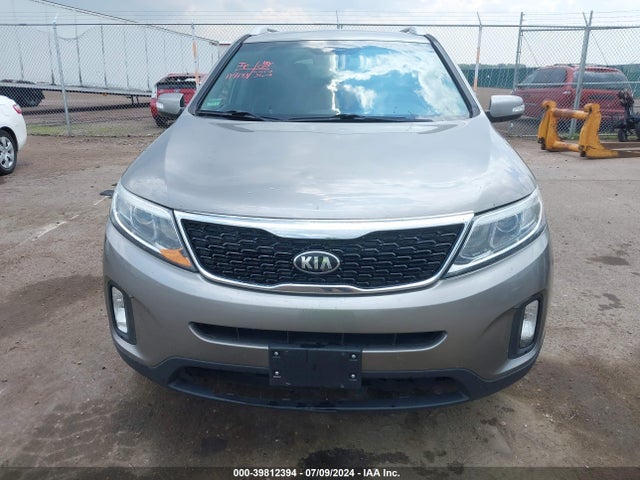 KIA Sorento Lx V6 2015 5XYKTDA74FG611624 Image 6