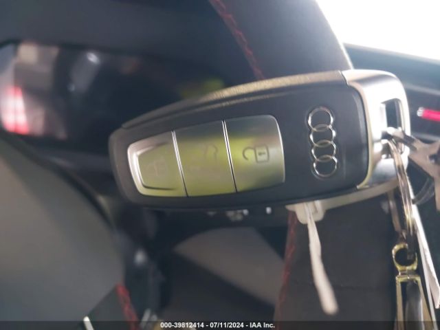 2024 AUDI RS 3 WUAG4DGY2RA906859 Photo 10
