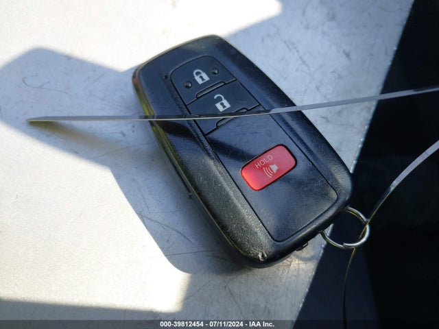 Toyota Rav4 Xle 2019 2T3W1RFV1KW011957 Image 11