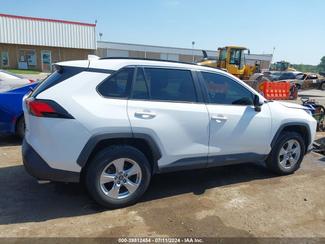 Toyota Rav4 Xle 2019 2T3W1RFV1KW011957 Image 13