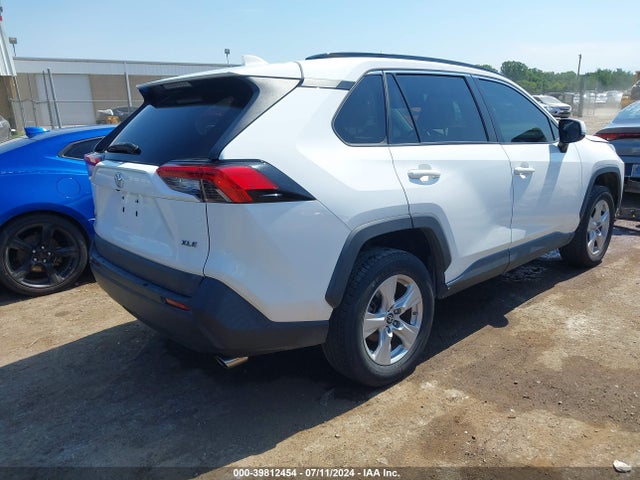 Toyota Rav4 Xle 2019 2T3W1RFV1KW011957 Image 4