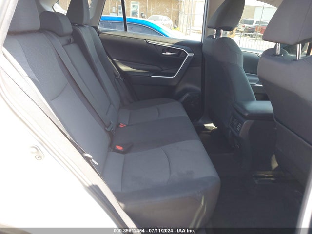 Toyota Rav4 Xle 2019 2T3W1RFV1KW011957 Image 8