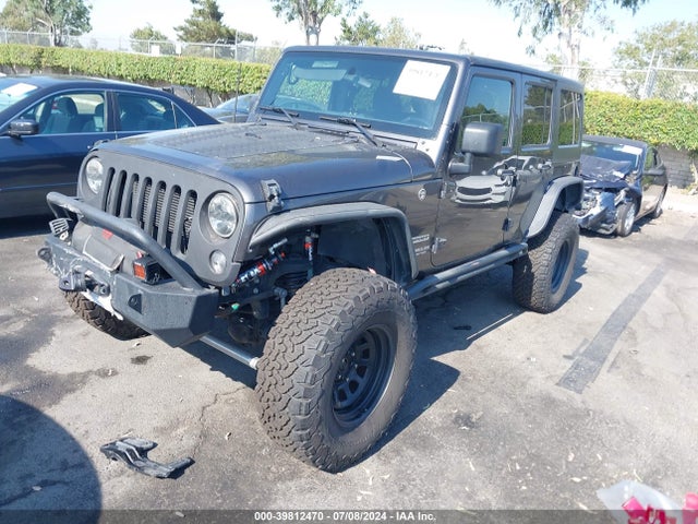 1C4BJWDG9HL613874 Jeep Wrangler Unlimited Sport 4x4