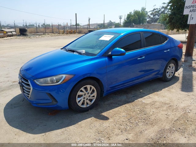 Hyundai ELANTRA SE 2017 KMHD74LF9HU112266 Image 2