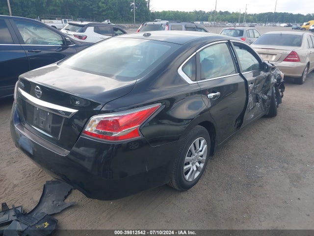 Nissan Altima 2.5 S 2015 1N4AL3AP4FN393186 Image 4