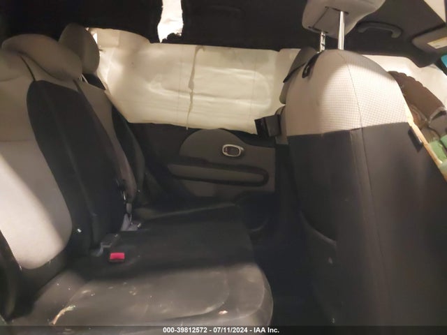 KNDJN2A29E7012809 KIA Soul