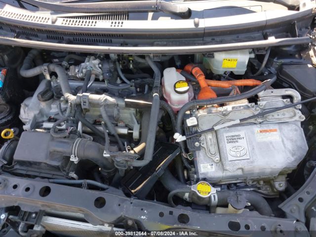 JTDKDTB35E1562306 Toyota Prius C One