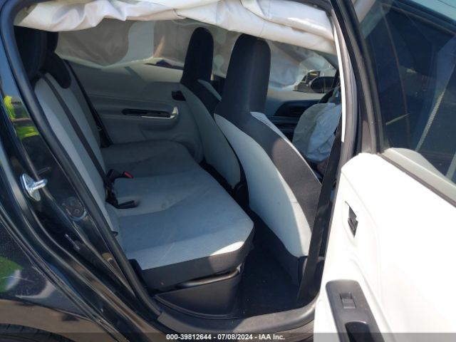 JTDKDTB35E1562306 Toyota Prius C One
